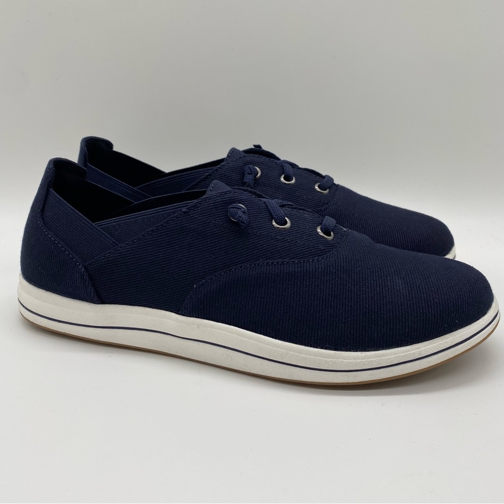 Clarks Women's Breeze Ave Sneaker Dark Navy Size 8M